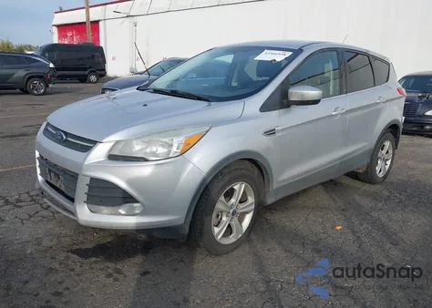 2015 Ford Escape Se z USA, uszkodzony, nr VIN 1FMCU9GX1FUC13285